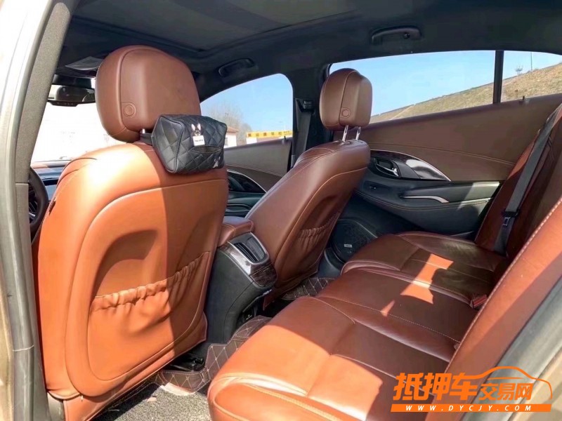 青岛14年别克君越7
