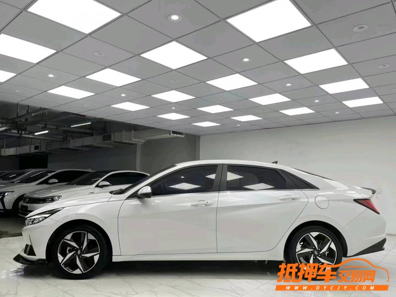 成都21年現代伊蘭特3