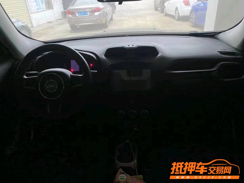 黔西南17年Jeep自由俠5