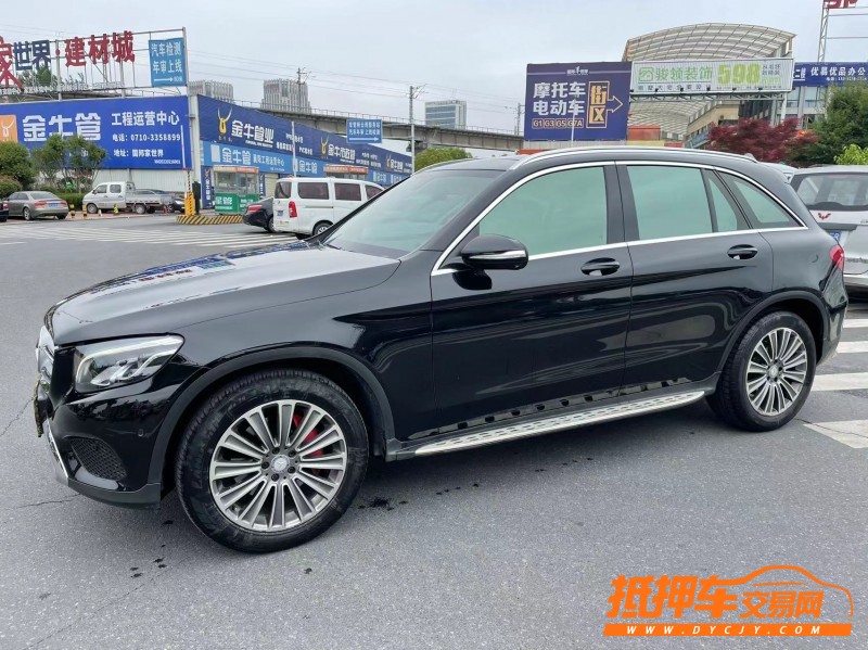 北京16年奔驰GLC3