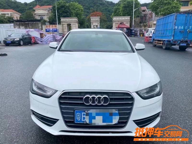 深圳13年奧迪A4L1