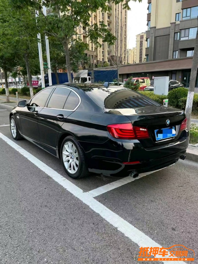 济宁11年宝马5系5