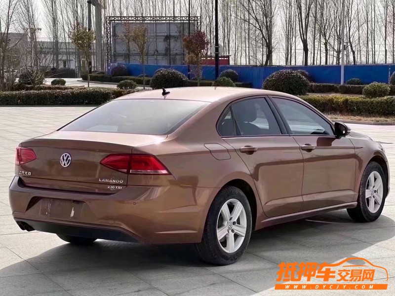 青岛16年大众凌渡4