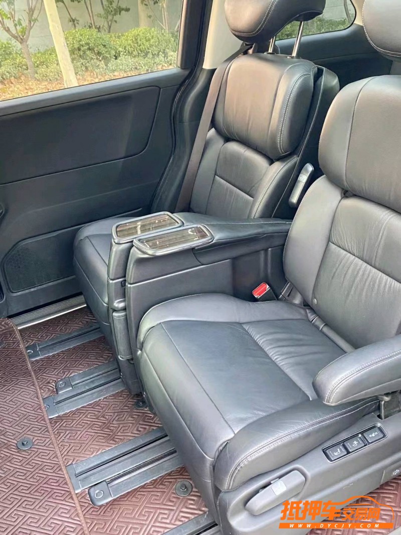 徐州18年本田艾力绅5