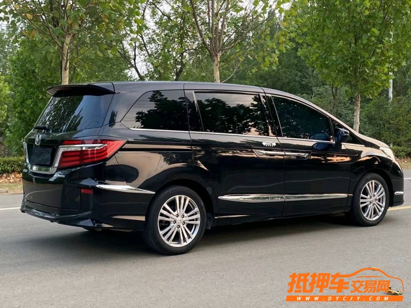 徐州18年本田艾力绅3