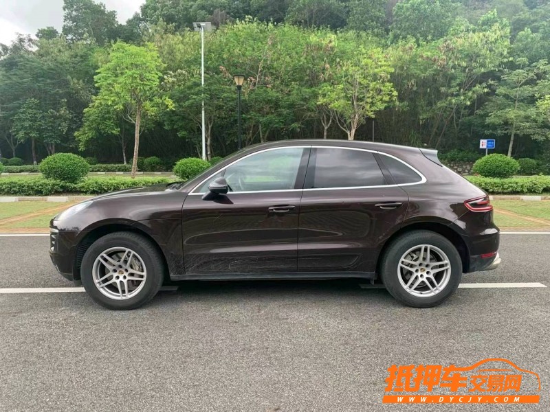 深圳15年保時捷Macan8