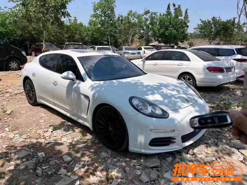 濟南15年保時捷帕拉梅拉2