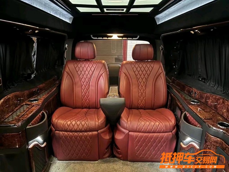盐城18年奔驰威霆7