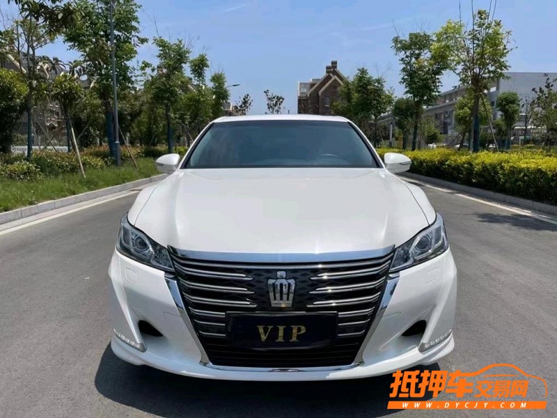 盐城16年丰田皇冠9