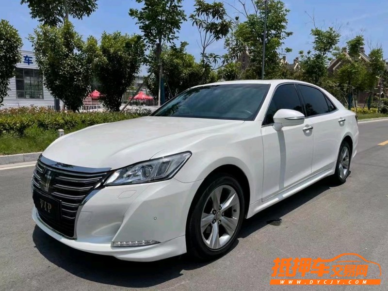 盐城16年丰田皇冠7