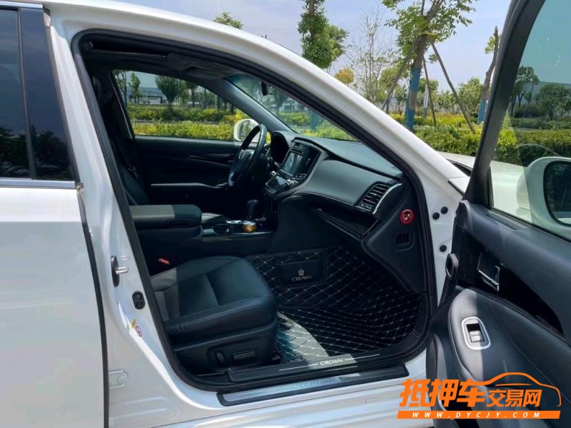 盐城16年丰田皇冠4