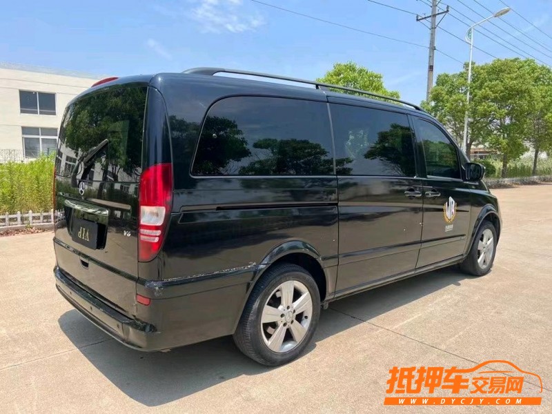 盐城13年奔驰唯雅诺4