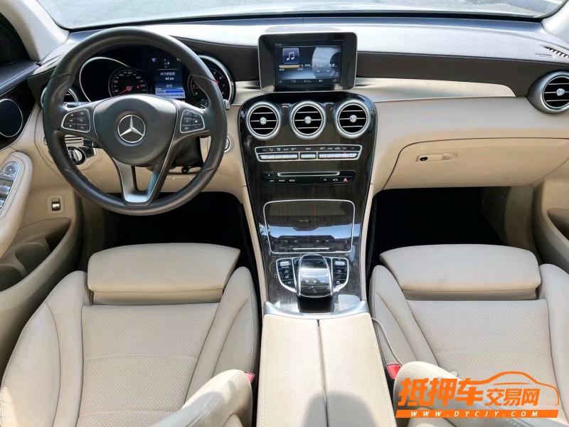 潍坊17年奔驰GLC9