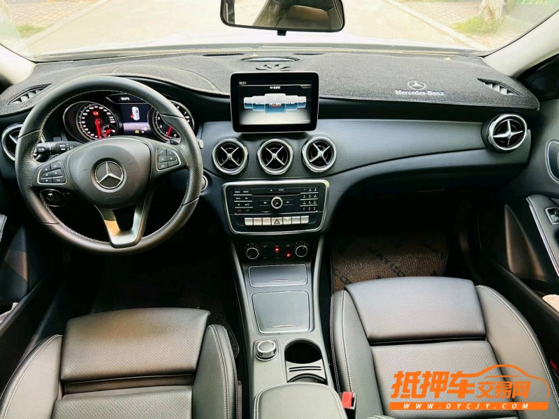聊城17年奔馳GLA5