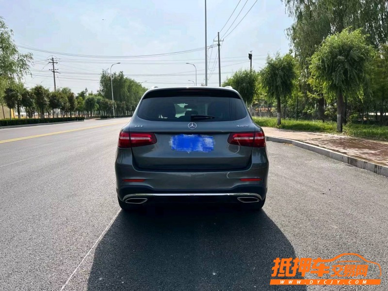 潍坊17年奔驰GLC2