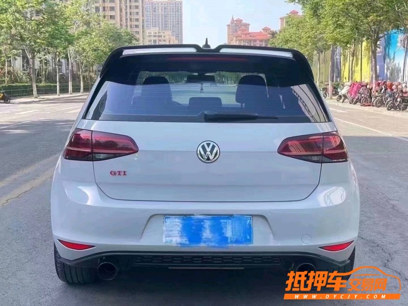北京16年大众高尔夫8