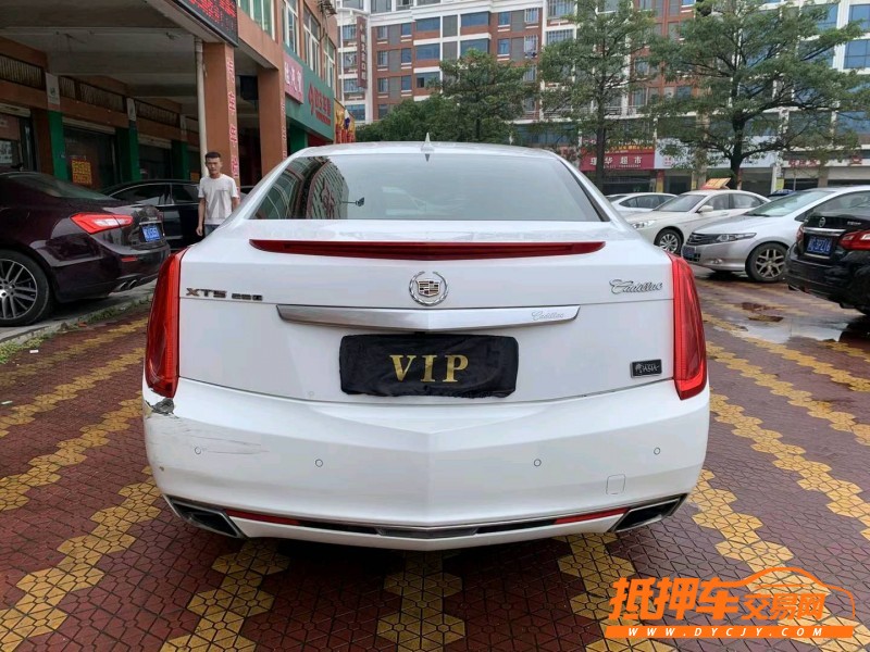 泉州14年凱迪拉克XTS5