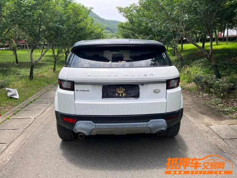 金華16年路虎極光8