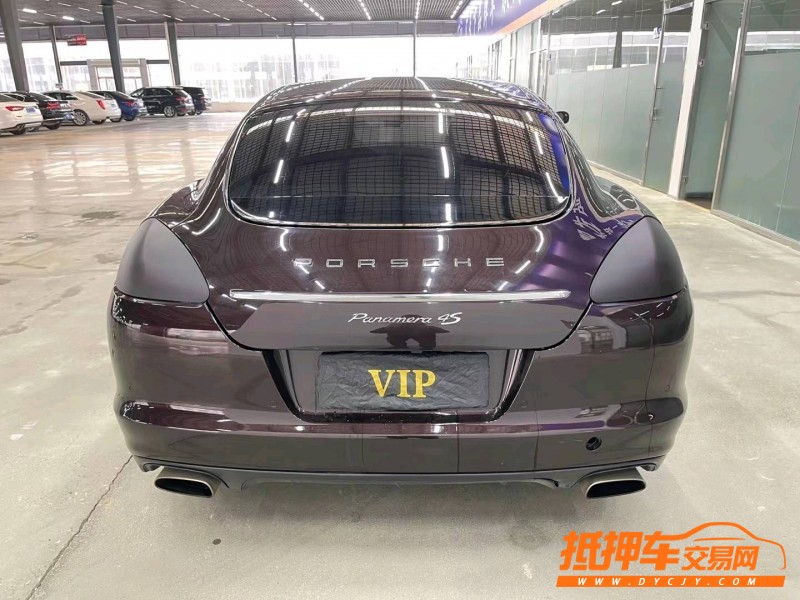 濟寧12年保時捷帕拉梅拉9
