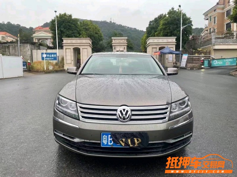 深圳13年大眾輝騰1