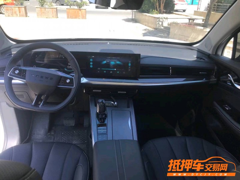 宜昌22年榮威RX55
