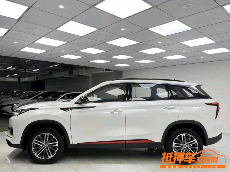 成都22年長安汽車CS753