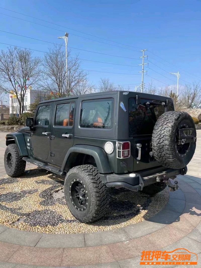 青岛11年Jeep牧马人8
