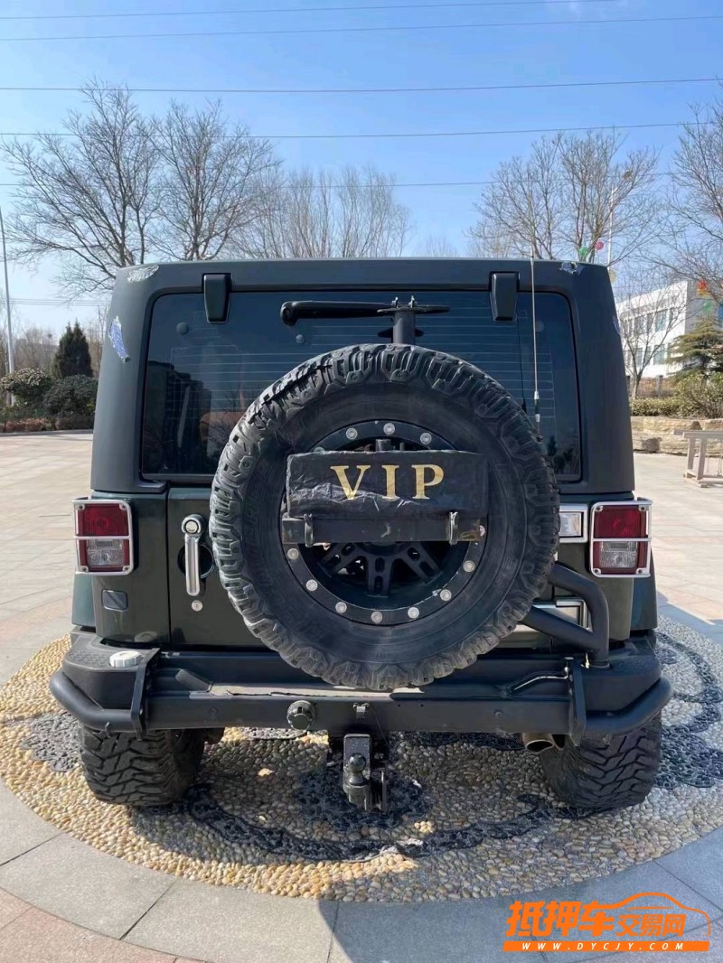 青岛11年Jeep牧马人9
