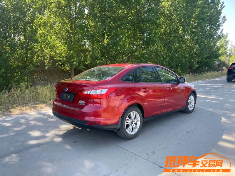 青岛14年福特福克斯8