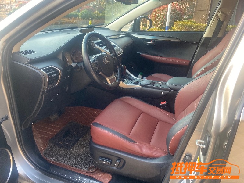 青岛16年雷克萨斯NX9