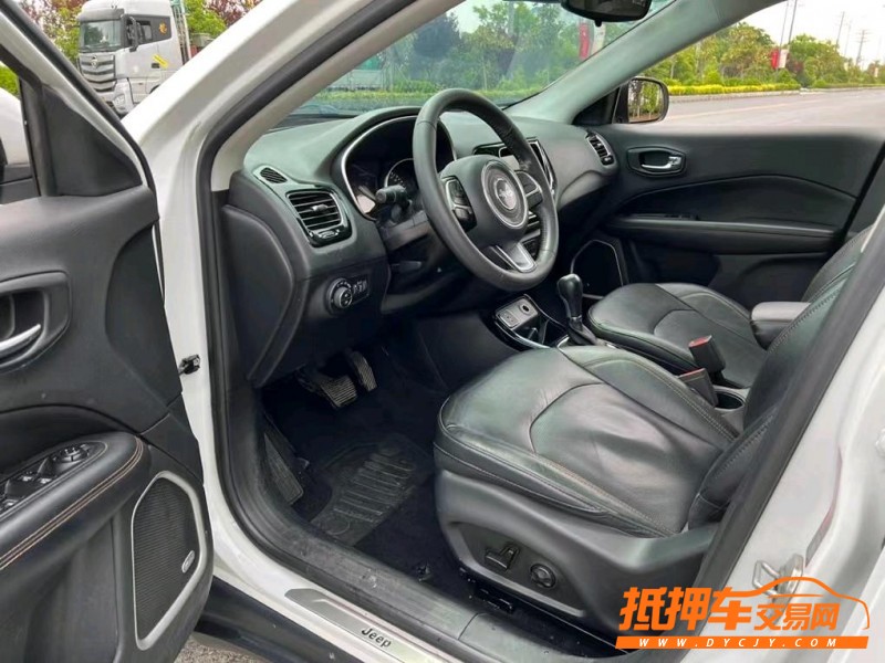 鹽城17年Jeep指南者7