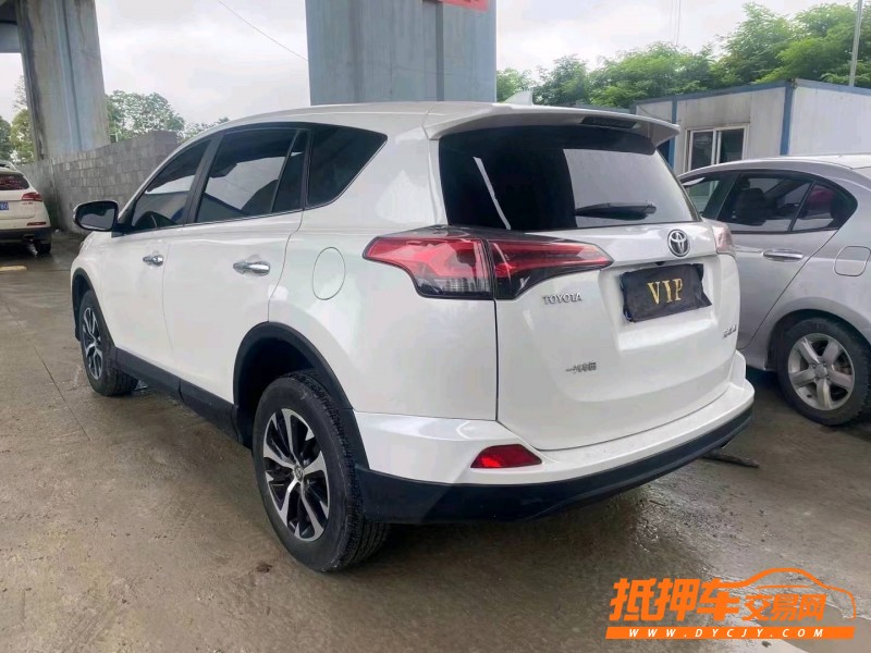 貴陽18年豐田RAV4榮放6