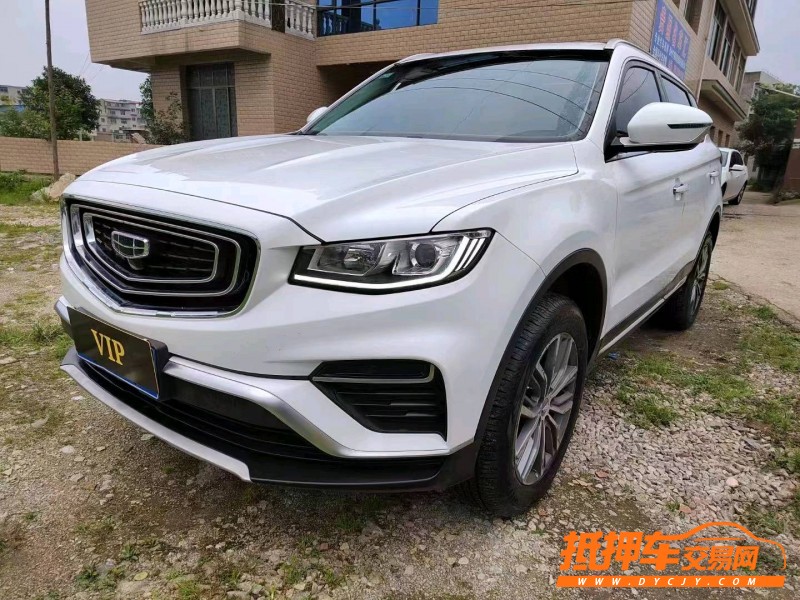 銅仁21年吉利博越3