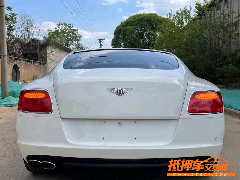 唐山14年賓利歐陸2