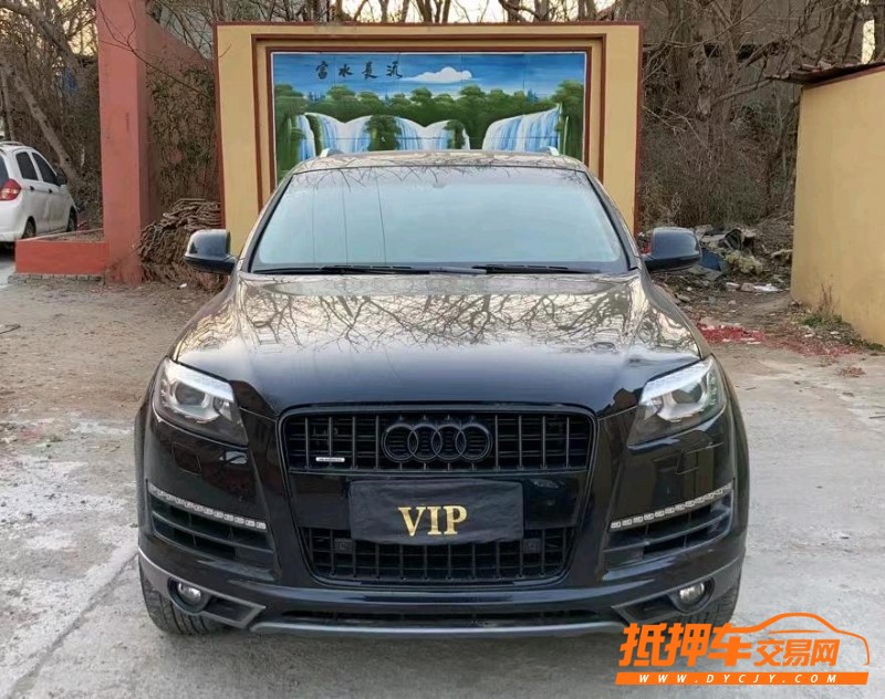 青岛12年奥迪Q71