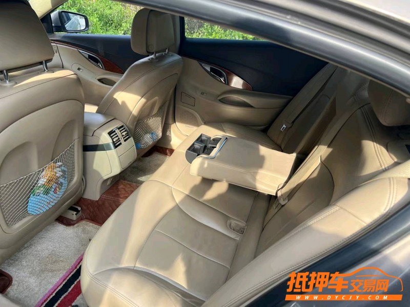 潍坊11年别克君越4