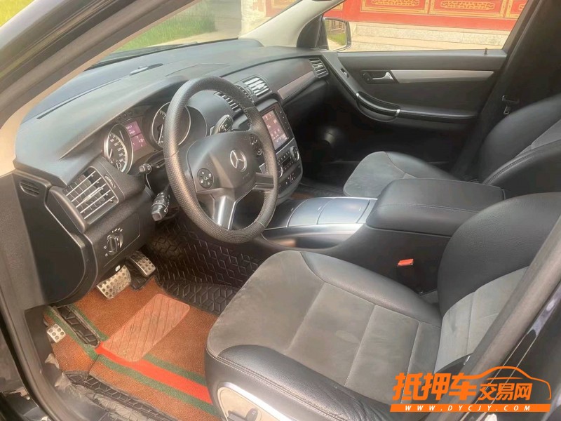 大同14年奔馳R4