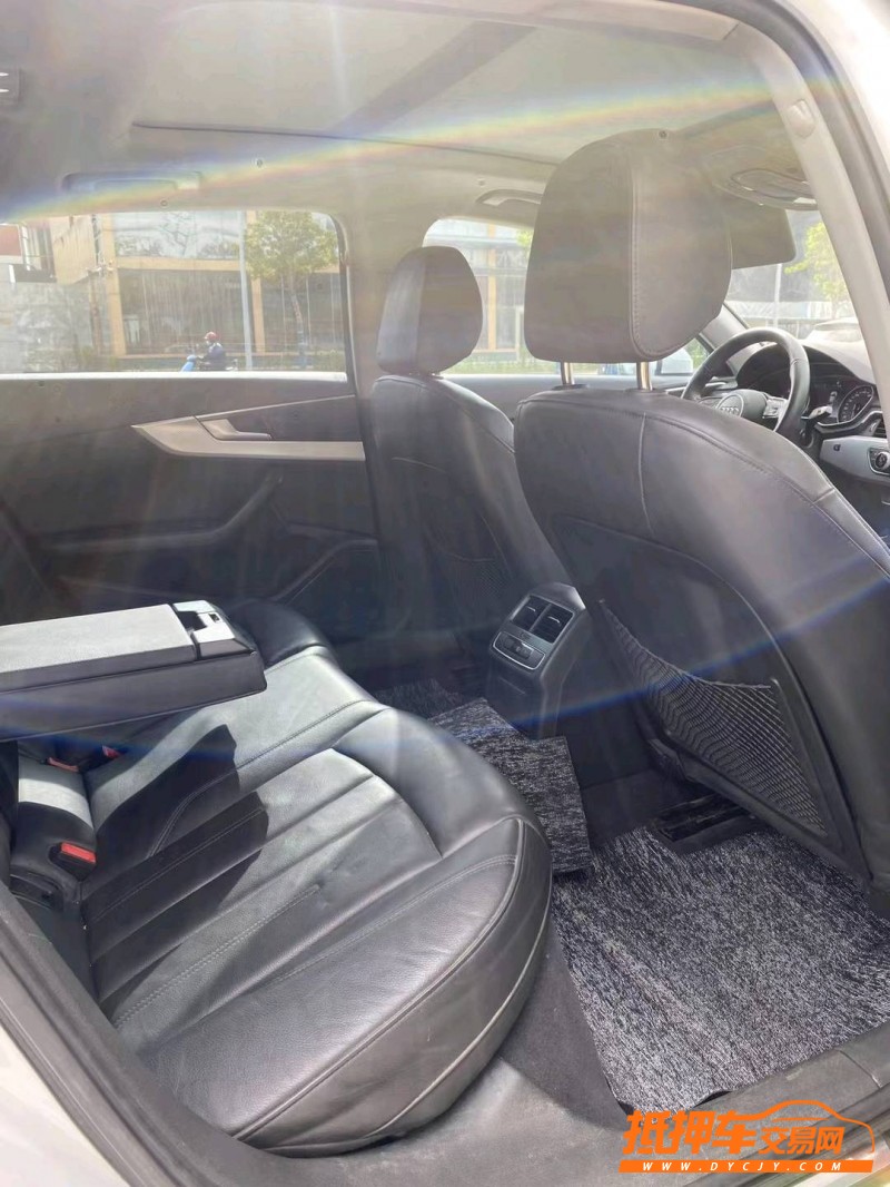 徐州17年奥迪A4L5