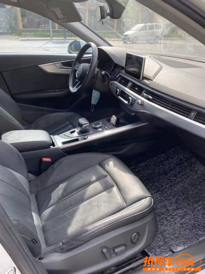 徐州17年奥迪A4L6