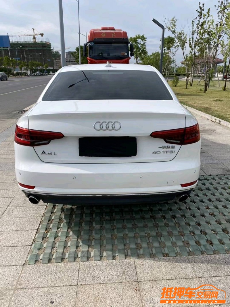 徐州17年奥迪A4L9