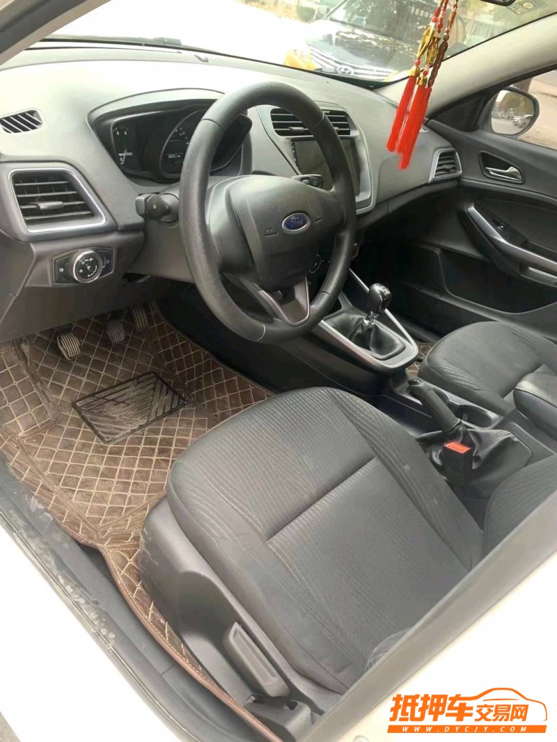 潍坊19年福特福睿斯4