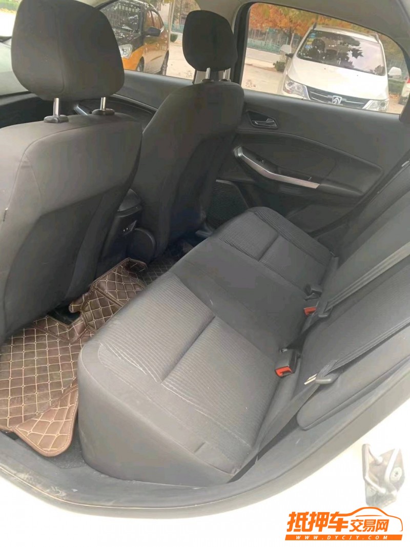 潍坊19年福特福睿斯3