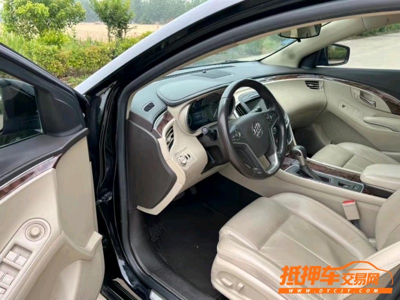 盐城15年别克君越8