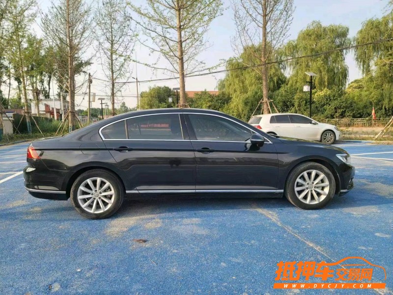 潍坊19年大众迈腾7