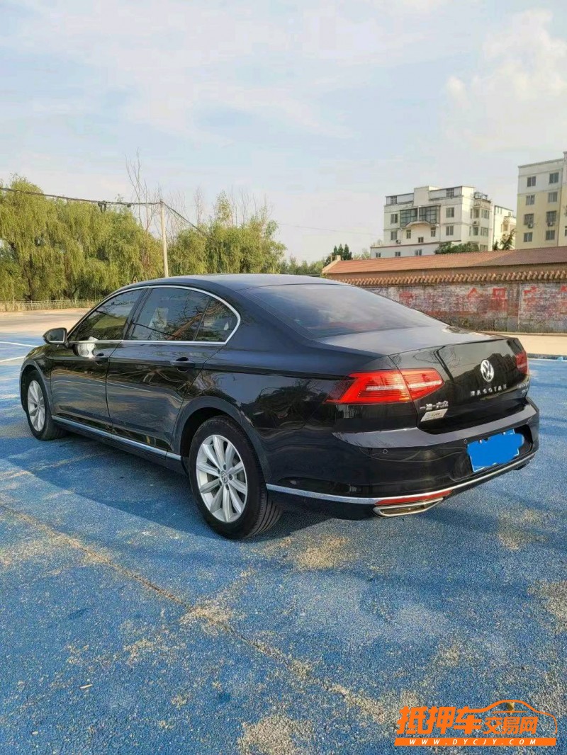 潍坊19年大众迈腾9