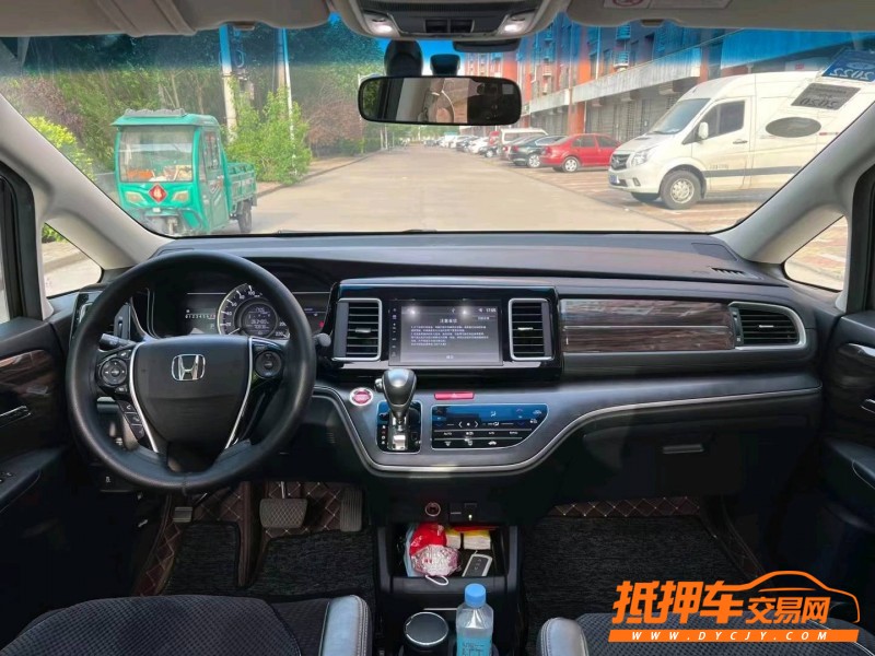 邢台18年本田艾力绅3