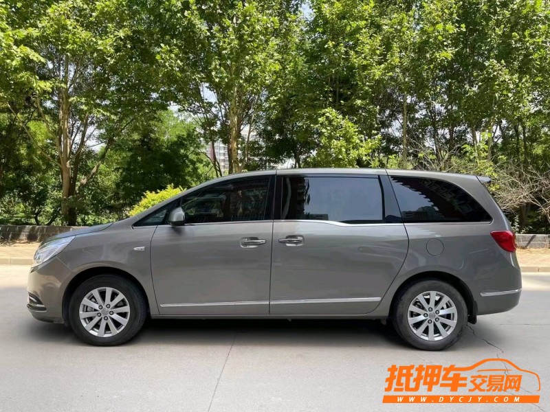 邢台19年别克GL84