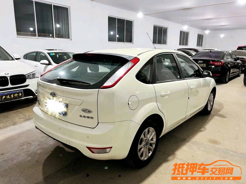 潍坊15年福特福克斯8