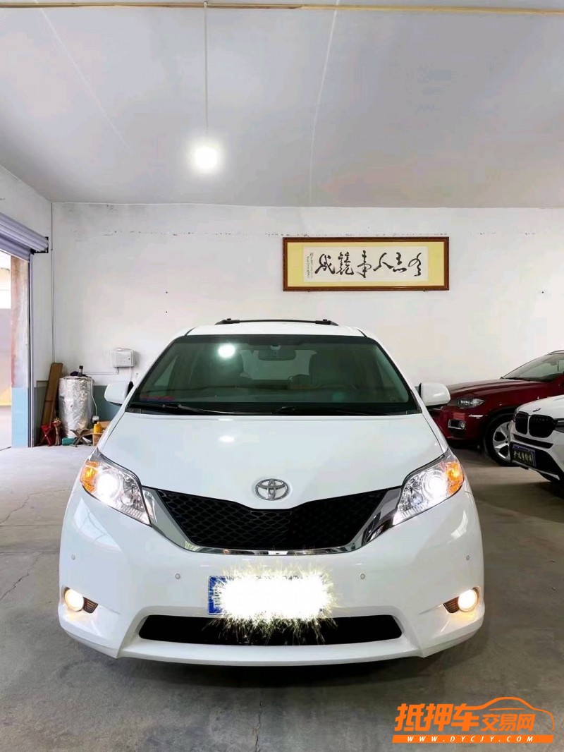 潍坊15年丰田塞纳9