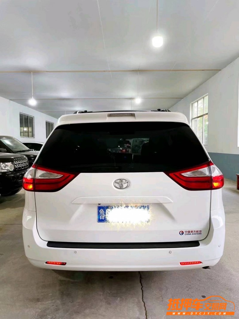 潍坊15年丰田塞纳1